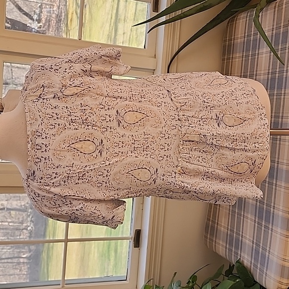 lucky Brand large white multi short sleeve top. - Picture 4 of 9